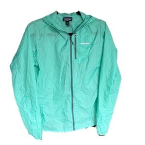 Patagonia Women’s Houdini Lightweight Windbreaker Jacket Medium